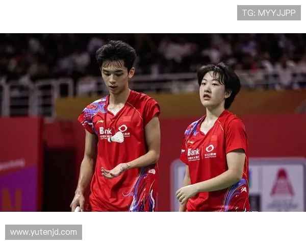 赛后分析：上海羽毛球队与重庆羽毛球队的默契配合与战术执行探讨