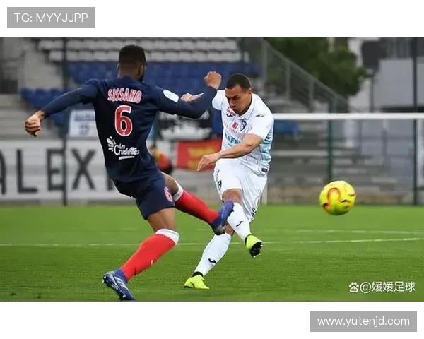 2018年荷兰乙级联赛朗斯对阵阿雅克肖精彩回顾与赛后分析