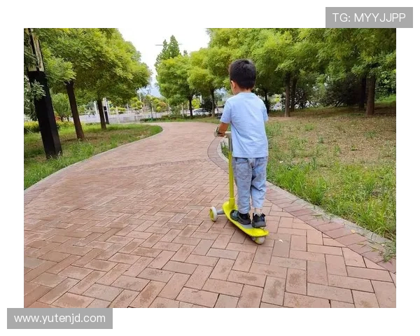 陈芳专访：从初学者到滑板高手的成长与梦想之路